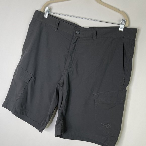 North Face Hiking Cargo Shorts Mens Size 38 Gray - Picture 3 of 10